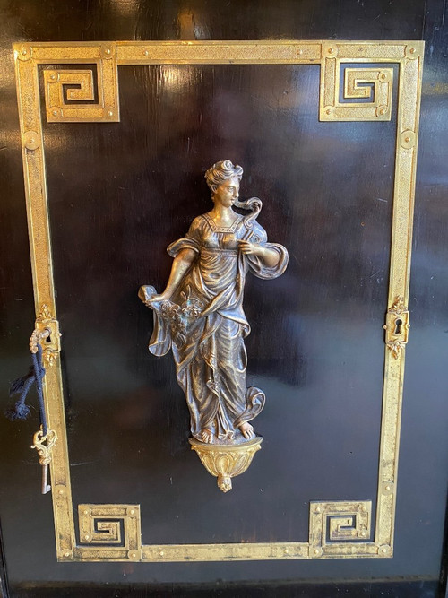 Napoleon III. Epoche Stützmöbel Aus Geschwärztem Holz Und Vergoldeten Bronzen XIX.