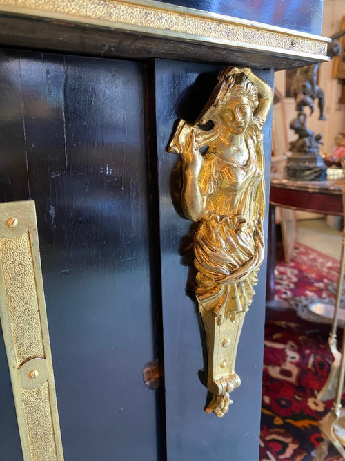 Napoleon III. Epoche Stützmöbel Aus Geschwärztem Holz Und Vergoldeten Bronzen XIX.