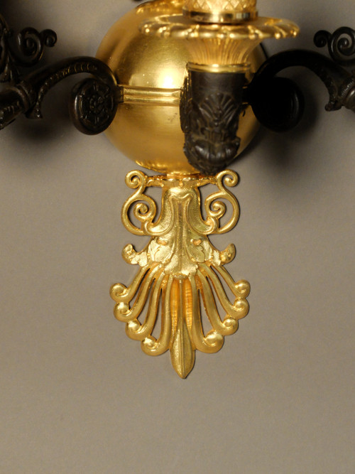 Coppia di applique del periodo del Restauro 
