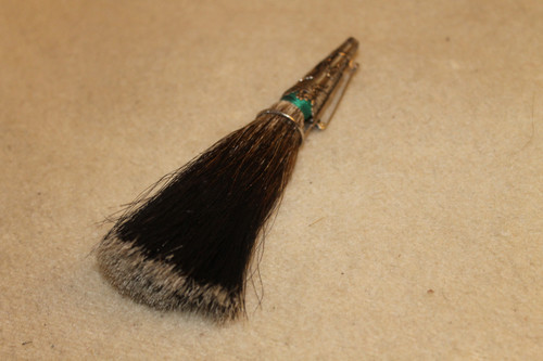 Hutnadelbrosche mit Naturhaar Herkunft Tiroler Alpen