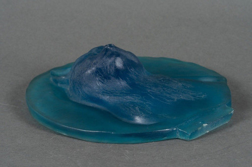 Médaillon en verre 1930 représentant un chat