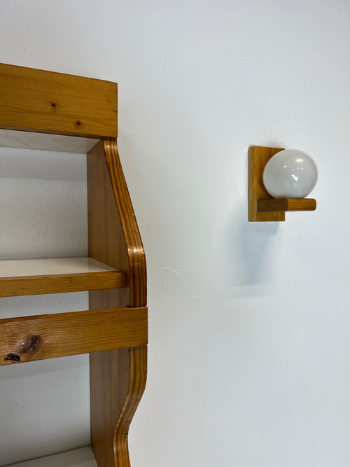 Duo di mensole di Charlotte Perriand