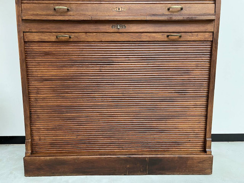 Solid oak curtain cabinet, circa 1930