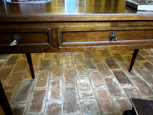 Louis XVI style desk table, walnut, 3 drawers and 2 pull tabs, in very good condition