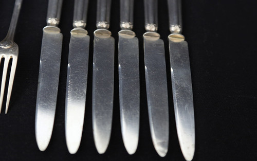 Servizio da dessert in argento massiccio 6 coltelli + 6 forchette XIX secolo