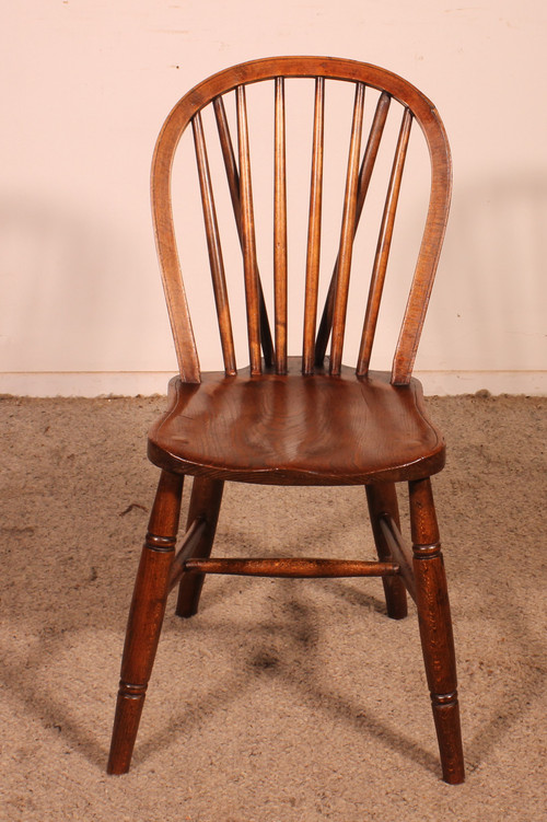 Série De 4 Chaises Windsor Du 19° Siècle
