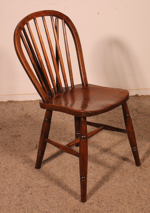 Série De 4 Chaises Windsor Du 19° Siècle