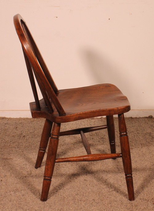 Série De 4 Chaises Windsor Du 19° Siècle