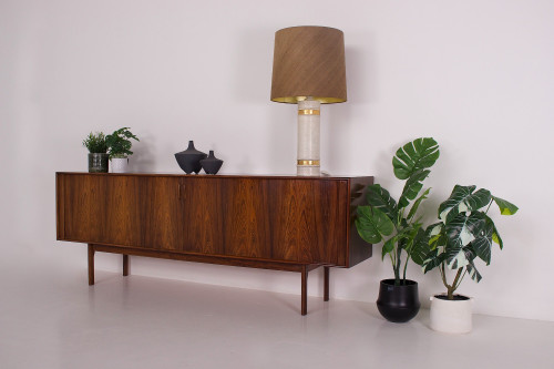 Buffet de milieu en palissandre, Henning Kjaernulf.