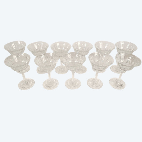 11 Saint-Louis Crystal Champagne Glasses Tommy Model 20th Century