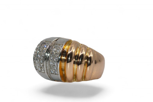 Anello con diamanti retrò