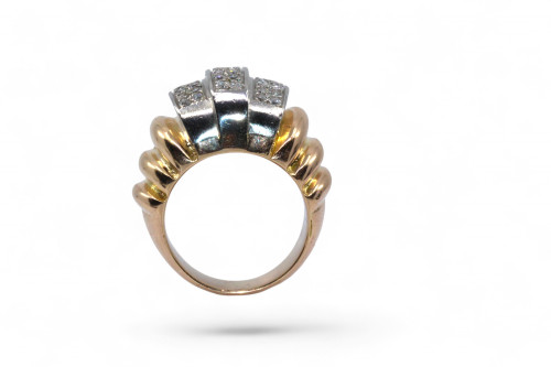 Anello con diamanti retrò