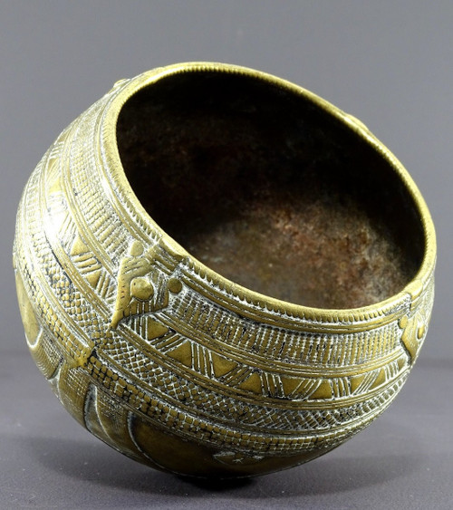 India, Early 20th Century, Dokhra Tribal Art, Brass Bowl Geometric Patterns, Rice Measure.