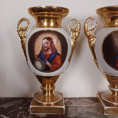 Paris, Restoration period, Louis-Philippe - pair of porcelain vases - religiosa
