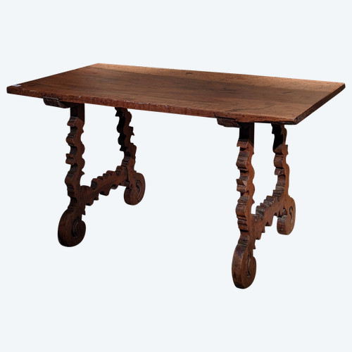 17th century Spanish table