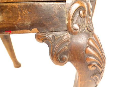 Fauteuil d'enfant Anglais Chippendale Noyer Sculpté Coquilles Griffes XIXè