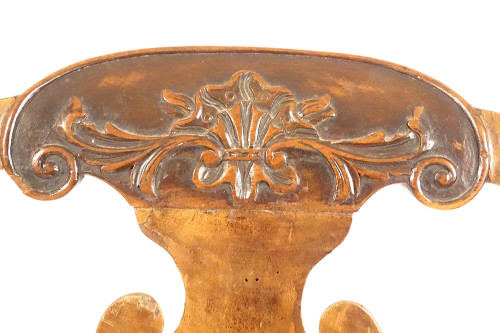 Fauteuil d'enfant Anglais Chippendale Noyer Sculpté Coquilles Griffes XIXè