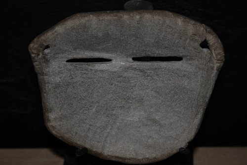 Masque en pierre dure, Mexique.