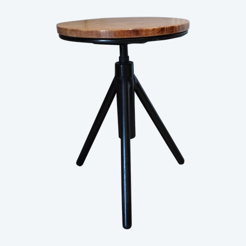 Sgabello indus a treppiede regolabile dal design vintage