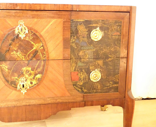 Commode Transition marqueterie panneaux laque Chine paysages marbre XVIIIè