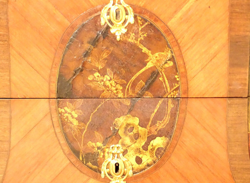 Commode Transition marqueterie panneaux laque Chine paysages marbre XVIIIè