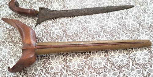 Antique (circa 1900) Sunggingan keris / Indonesian kris