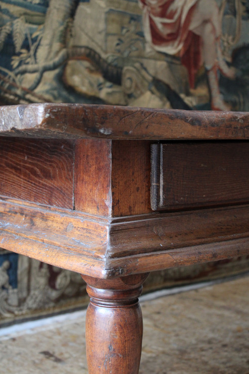 Oak table, late 17th century