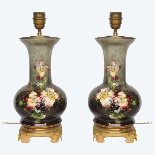 Coppia di lampade impressioniste in ceramica.  