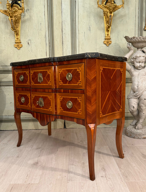 Cassettone di transizione intarsiato 1760 circa