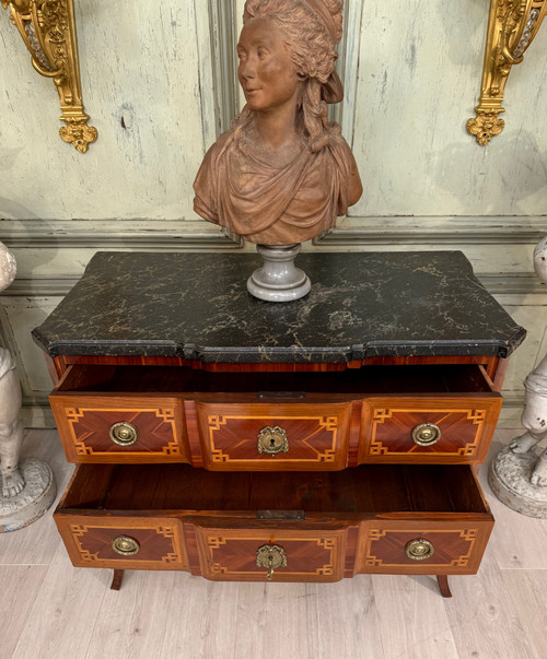 Cassettone di transizione intarsiato 1760 circa