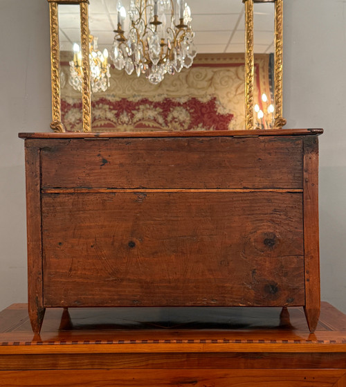 Piccolo cassettone in mogano di epoca Luigi XVI 1780 circa