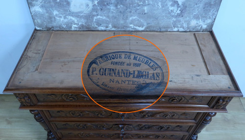 Commode en Noyer P. Guinand-Leglas, style Rennaissance – 1920