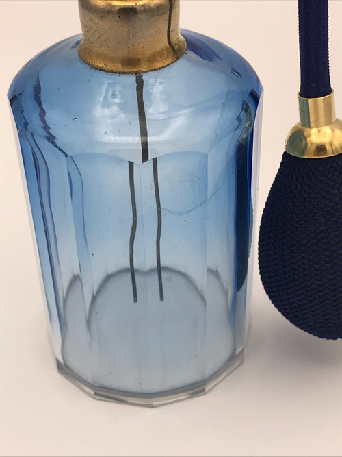 Cristal bleu perfume atomizer