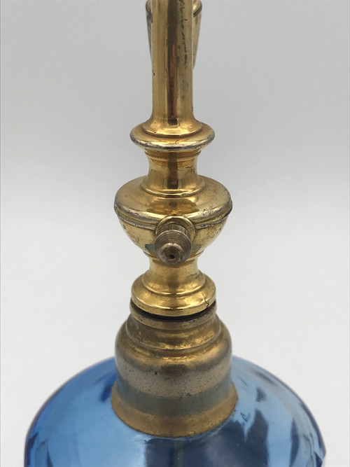 Cristal bleu perfume atomizer