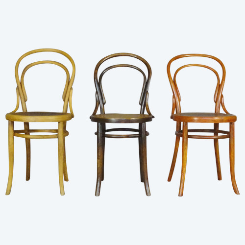 Set de 3 chaises bistrot N°14 1/2, vers 1910, assises bois, No Thonet, no Baumann