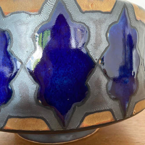 Vase Odetta Quimper Paul Fouillen décor de Bretons