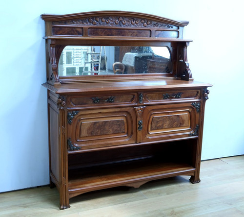 Beistelltisch aus Nussbaum, Jugendstil - 1900