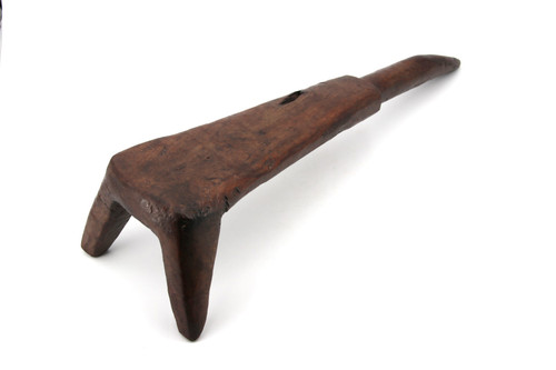 Tabouret tripode LOBI