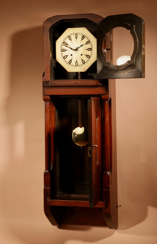 Art Nouveau / Art Deco wall clock with Dutch / German architectural design circa 1900/20