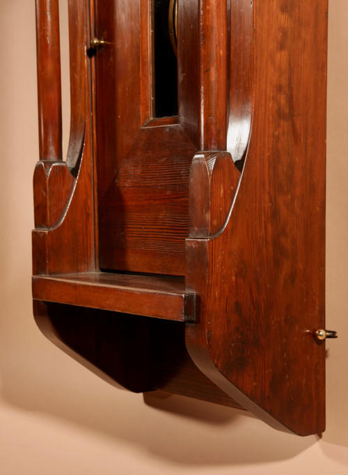 Art Nouveau / Art Deco wall clock with Dutch / German architectural design circa 1900/20
