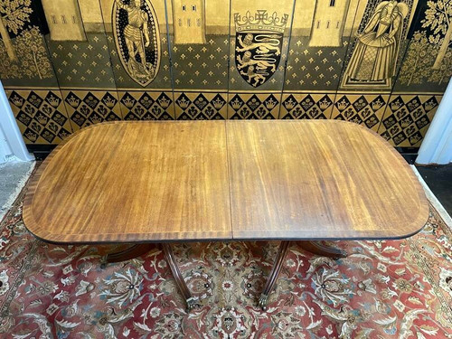 Table de salle à manger anglaise 