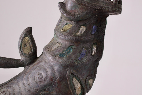 Paire de lions gardiens en bronze.