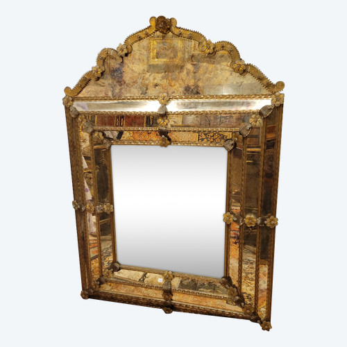 Large Venetian mirror in Murano glass, 18th century