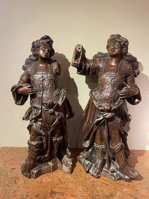 Pair of Cherry Angels In Oak , Flanders , 17th C.
