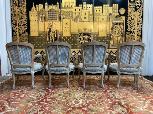Suite de 4 fauteuils cabriolets de style Louis XV