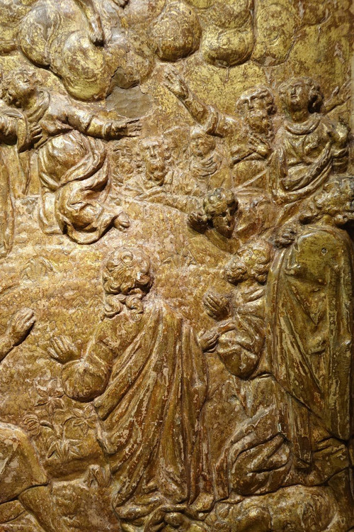 Die Himmelfahrt Christi, Flachrelief aus goldenem Holz, 17. Jh. Flandern?