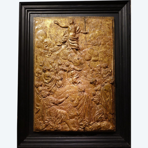 Die Himmelfahrt Christi, Flachrelief aus goldenem Holz, 17. Jh. Flandern?