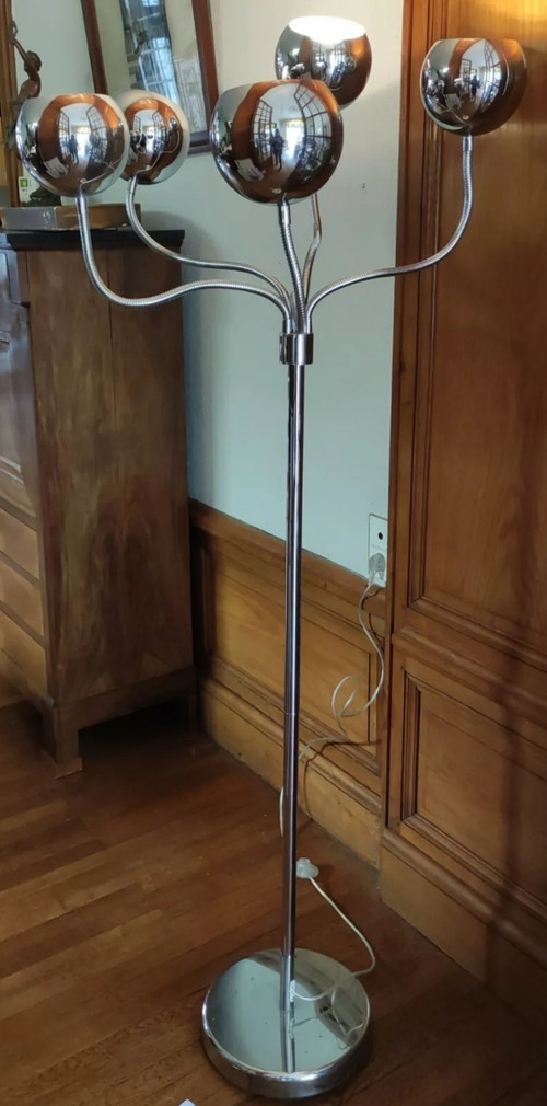 Lampada da terra snodabile di design a 5 luci in metallo cromato