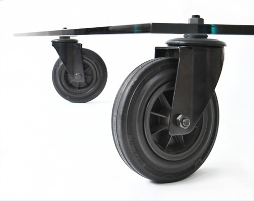 Gae AULENTI (1927-2012) Table basse modèle "Tavolo con ruote" pour Fontana Arte 