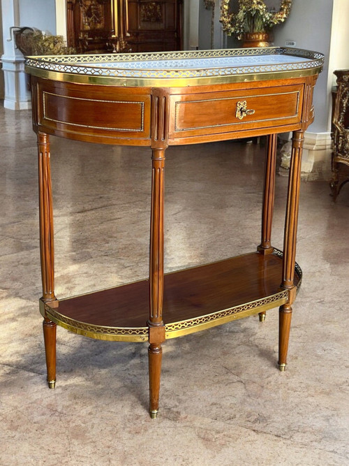 1/2 MOON CONSOLE / DESSERTE IN MAHOGANY VENEER AND GILT BRASS WITH MARBLE TOP